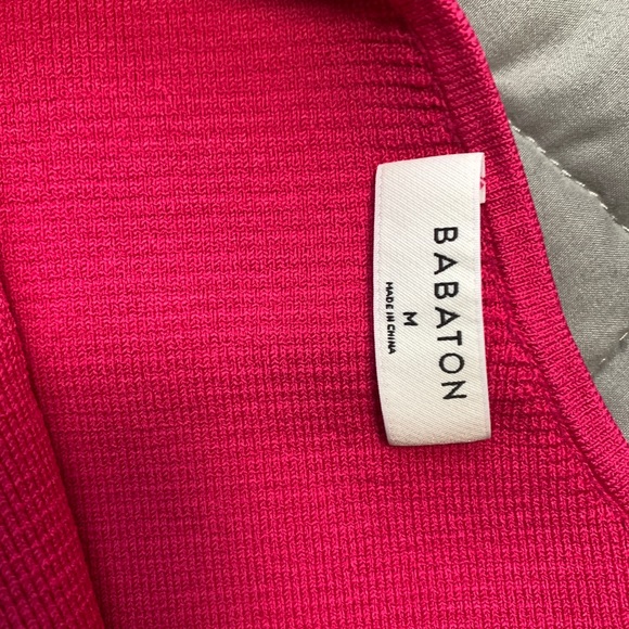 Aritzia Sculpt Knit one shoulder cropped tank - Picture 2 of 2